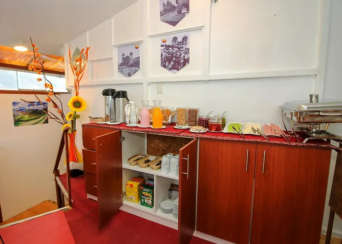 Qori Sisa Guest house